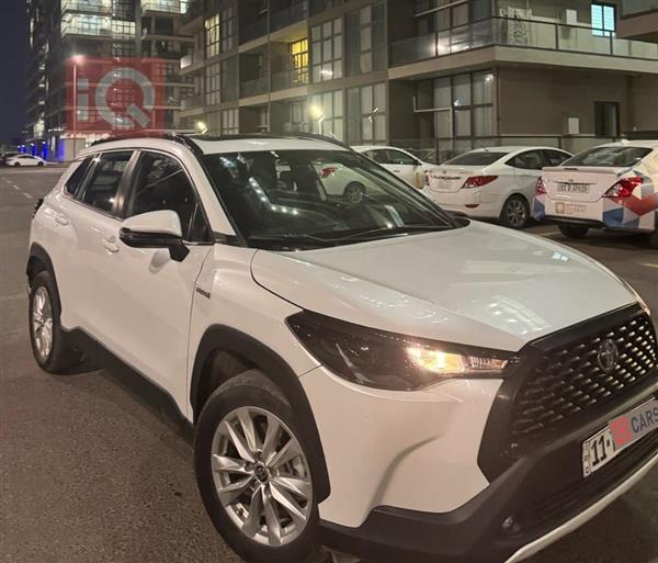 تۆیۆتا کۆرۆلا کرۆس 2022  بۆ فرۆشتن لە عێراق -  بەغداد